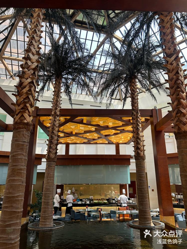 吃货的自助午餐昆仑饭店in亮马桥地铁站