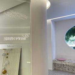 -苗方清颜痘肌研究所