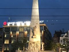 -De Bijenkorf百货公司