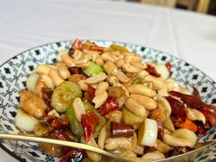 宫爆鸡丁-龙门阵茶屋川菜馆(武康路店)