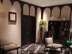 -万泊酒店(长沙五一广场国金中心店)