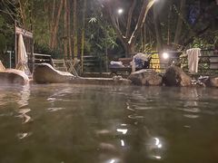 -湖泉半山温泉(湖泉生态园)