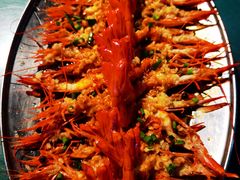 -三亚火车头万人海鲜广场