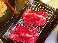 -铭牛烧肉·和牛海鲜自助(高新月牙湖店)