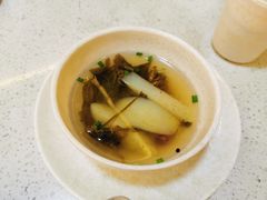 彝家酸辣汤-浮何烤铺(桐梓林店)