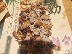 坑烤护心肉-民窑私烤土窑坑烤大公鸡
