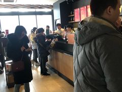 -星巴克臻选(莘庄仲盛店)