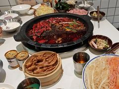 -卤校长老火锅(杨家坪直营店)