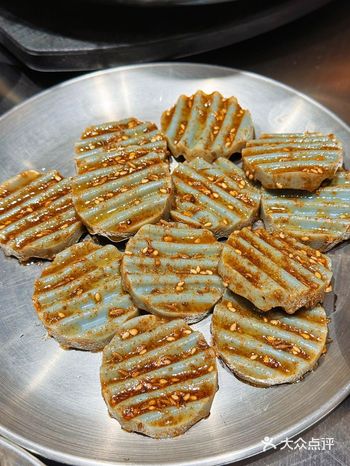 牛五发地摊烤肉，东北味儿的豪爽来袭！