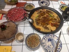 -旧街市鲜货老火锅(大光路店)