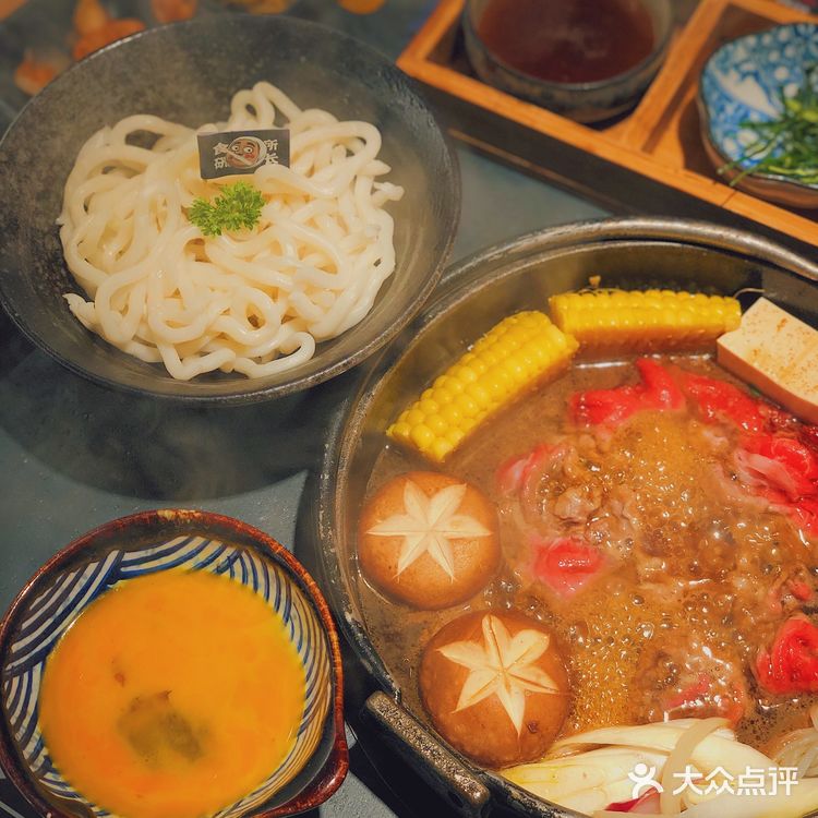 广州探店|人气No.1它家的鹅肝寿喜烧也太好吃了