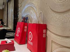-海底捞火锅(佳兆业广场店)