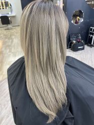 -奈川烫染Salon