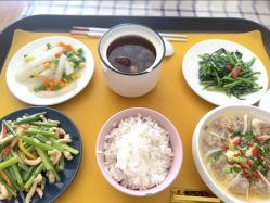-月之旅·尊 高端月子会所(科馨别墅一店)