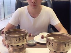 -云顶旋转自助景观餐厅
