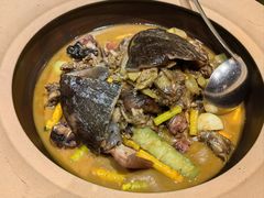 甲鱼煨土鸡-王捌小院(红花坡店)