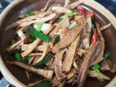 -九道菜有鸡鱼头(石鼓路店)