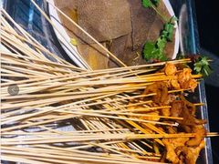 -钢管厂五区小郡肝串串香(奥克斯广场锦城万达店)