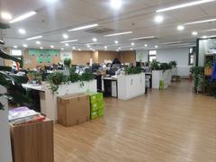 -新东方前途出国留学·小语种(华联校区)