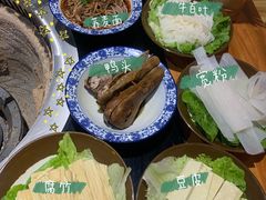 -锅来乐地锅鸡(安亭店)