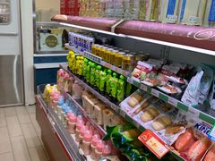 -全家便利店(东直门店)