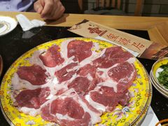 -毛辣果·贵州红酸汤牛肉火锅(西单店)