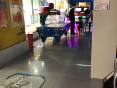 -城市英雄(维佳佰港城店)