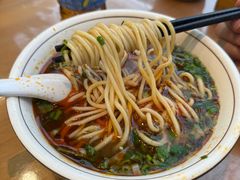 -伊京轩兰州牛肉面(闹市口店)