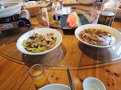 -头上红煨盐鸡·非遗院子餐厅
