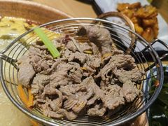 -洱火云南酸菜牛肉火锅(石景山当代商城店)