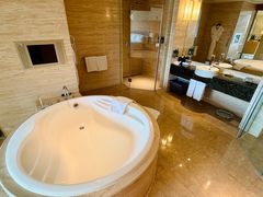 -天津滨海圣光皇冠假日酒店