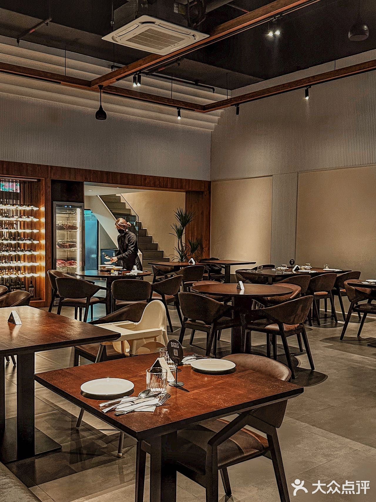 顺德这家约会西餐厅氛围感真的绝美！！🥂