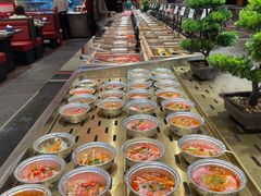 -钱小奴创意自助餐厅·山野黑猪肉畅吃(苏州昆山招商花园城店)