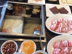-皇城老妈·大连海鲜火锅(港湾店)