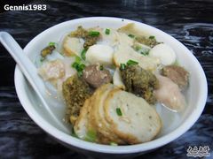 -明兴正宗潮州五彩鱼蛋粉面(中山六路店)