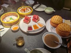 -蝴蝶里·粤菜·点心(滨江龙湖店)