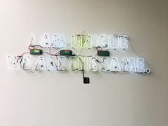 -UNI UNI(环亚凯瑟琳店)