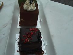 -UNI UNI(环亚凯瑟琳店)