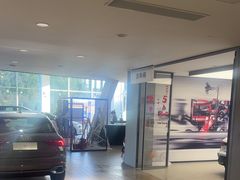 -上海永达奥诚奥迪4S店(申江路店)