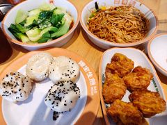 -陈家生煎(世茂双子塔店)