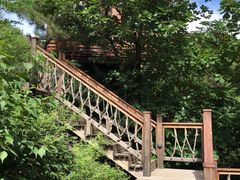 胡桃夹子木屋通道-云峰山自然风景区