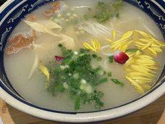 -新世界·过桥米线宴