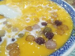 -赵记传承特色牛奶甜品(泉城广场店)