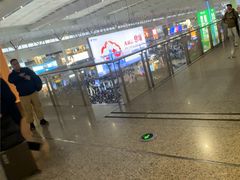 -麦当劳(上海虹桥站30B检票口楼上)
