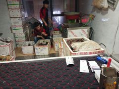 -凤凰路何眼镜香辣蟹(花果园店)