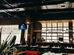 -洛缦音乐餐厅(工业展览馆万象城店)