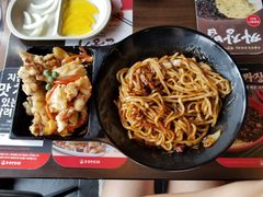 炸酱面-香港饭店0410(弘大店)