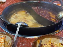 -赵美丽·重庆社区火锅·直营店(火车东站·中豪国际店)