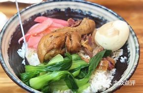 Fragrant Braised Chicken Leg Rice