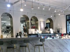 -Fridi Patisserie Cafe